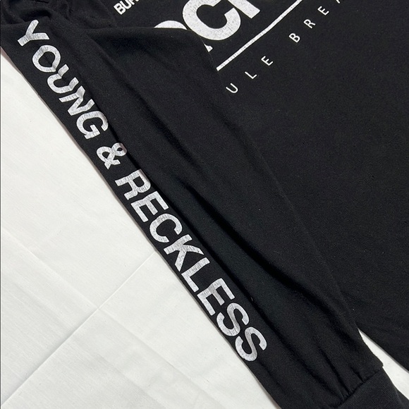 Young and reckless long sleeve spell out men’s size medium rule breakers - Picture 5 of 10